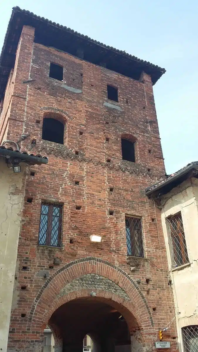 Ricetto di Candelo, un affascinante borgo medievale in Piemonte
