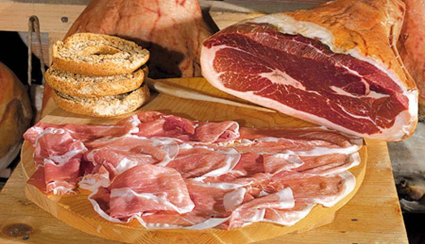 Montagnana and its ham Veneto Berico-Euganeo DOP.