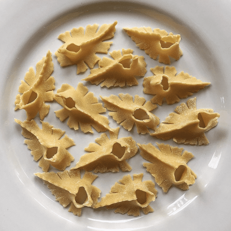 Ricetta: Crogoristas di Masullas, la pasta a forma di cresta di gallo