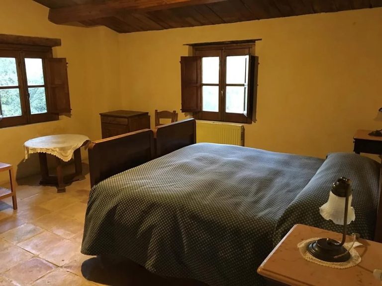 Farmhouse Colloreto