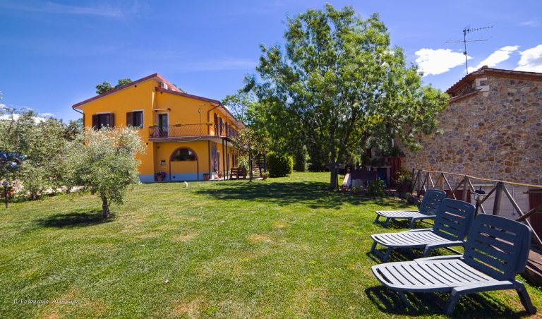 Farmhouse La Valle degli Ulivi