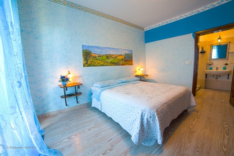 Farmhouse La Valle degli Ulivi