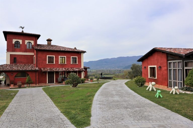 Farmhouse Tenuta Due Laghi