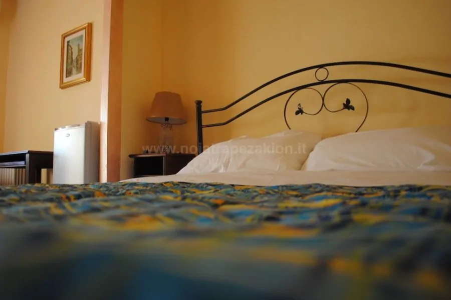 B&B Trapezakion