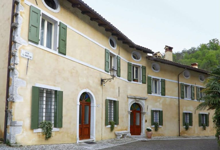 Casa in Borgo