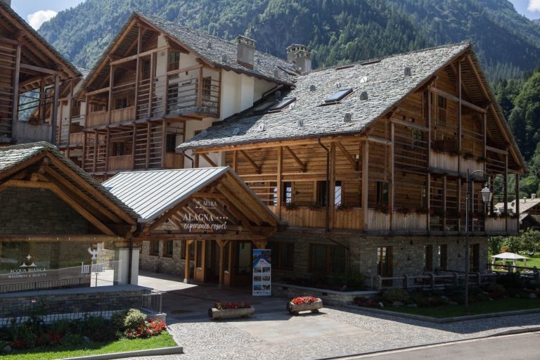 MIRA Alagna Mountain Resort & SPA