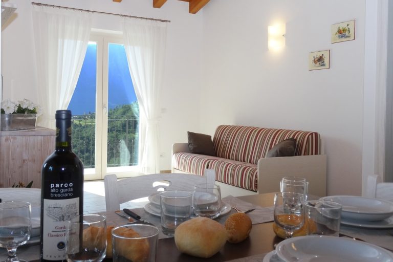 Mos Country House