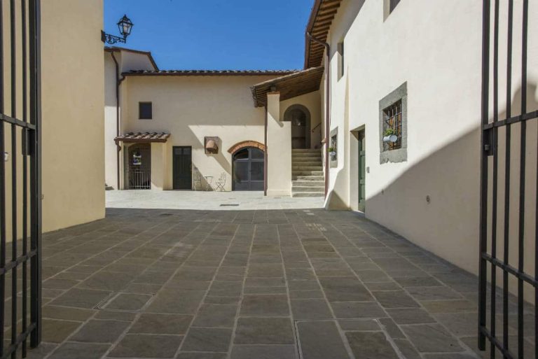 Olmofiorito Farmhouse