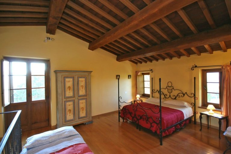 Podere Caldaruccio La Pineta Farmhouse