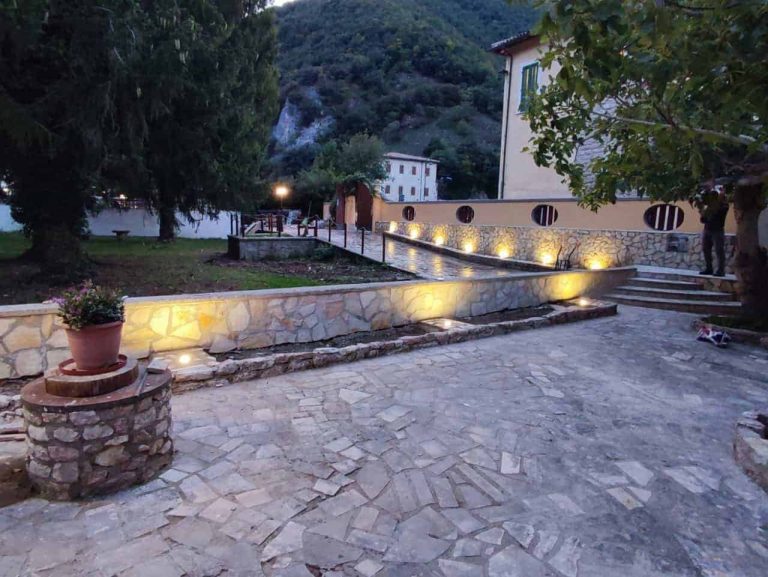 Residence Il Giardino sul fiume Nera