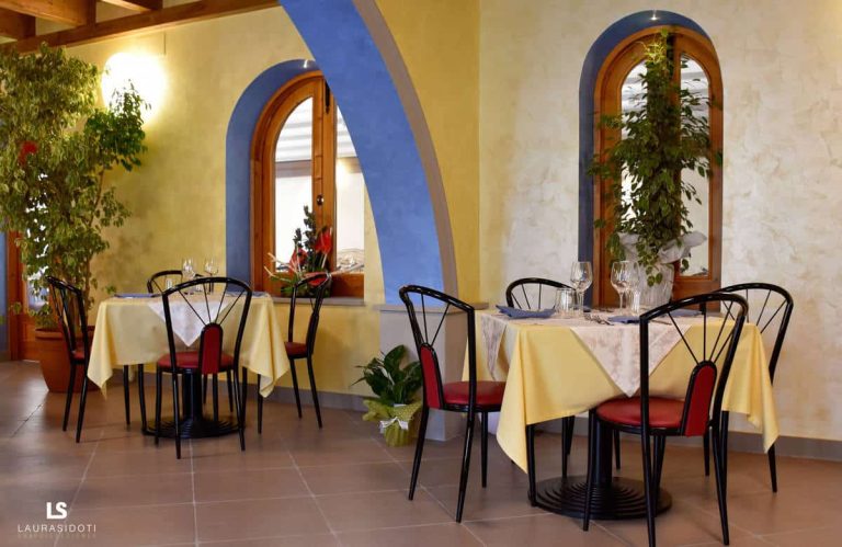 Riviera Azzurra Hotel-Restaurant
