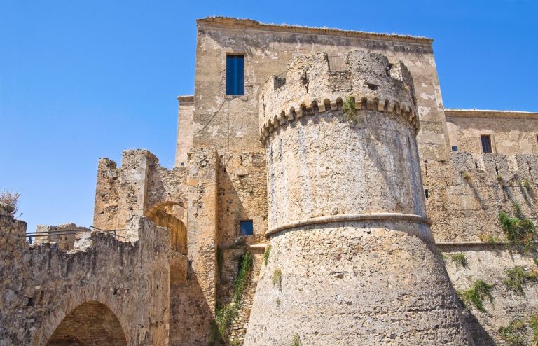 Swabian,Castle,Of,Rocca,Imperiale.,Calabria.,Italy.