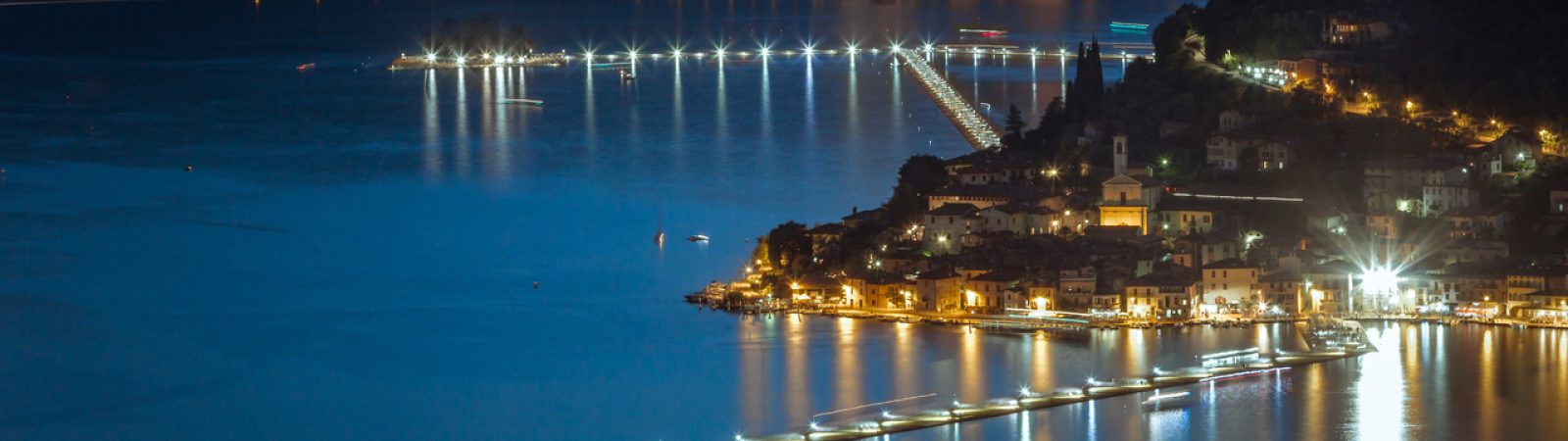 The,Floating,Piers,-,Christo,On,Iseo,Lake,In,Italy