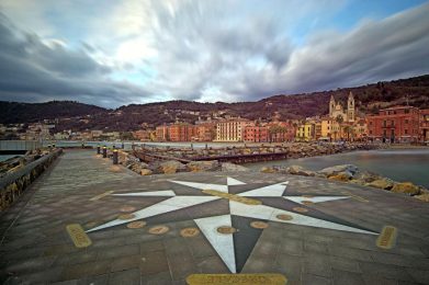 25_05_17-04_40_06-aee366672b8d45588d49a85603ee576b