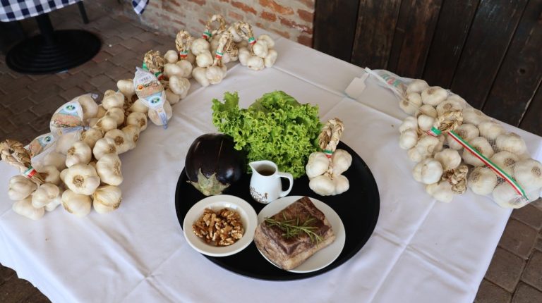 Video Ricette Aglio Bianco Polesano DOP