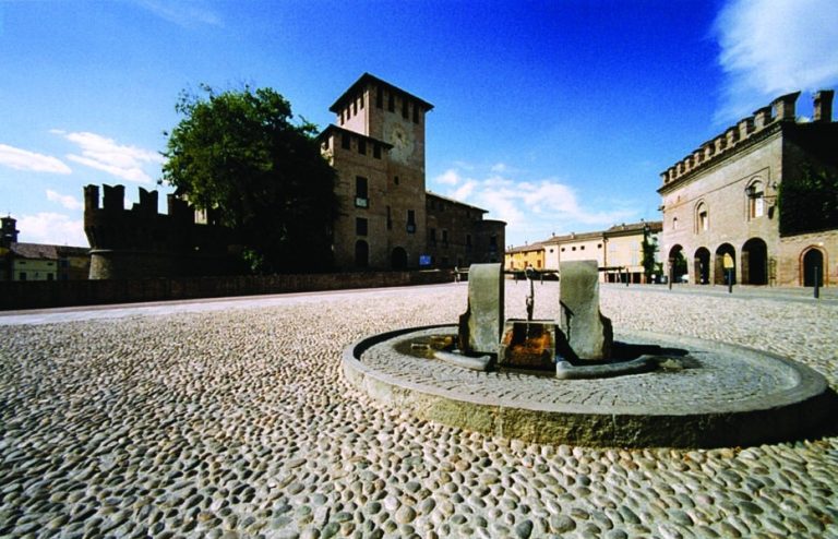 Fontanellato_fontana