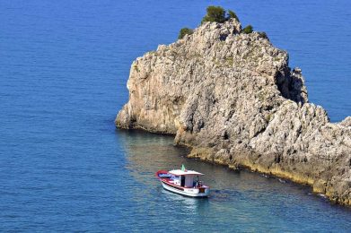 La-costa-Riviera-di-Ulisse