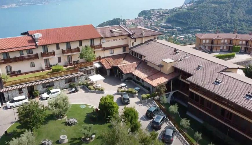 Hotel Pineta Campi, elegance and comfort in Tremosine sul Garda