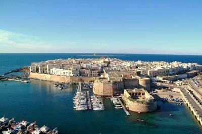 Gallipoli, la ‘città bella’ del Salento
