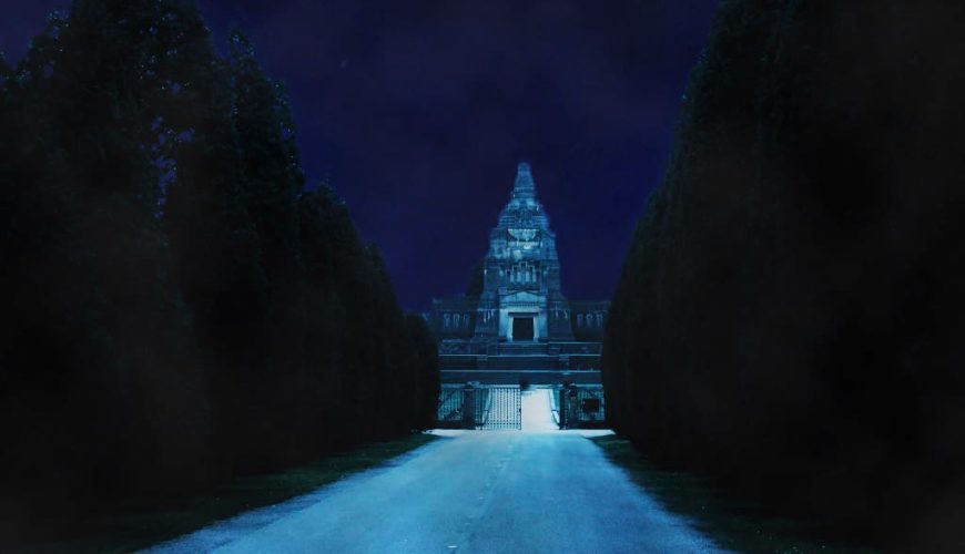 That night when I set foot for the first time in the mysterious village of Crespi d’Adda