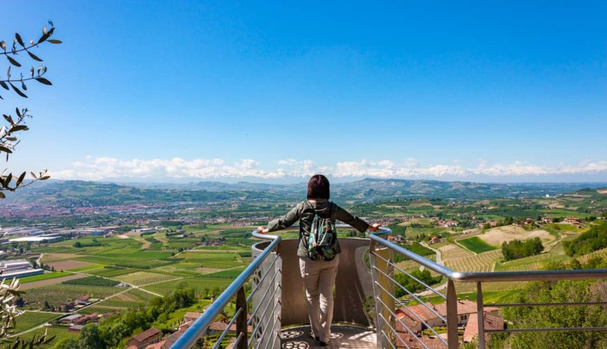 Springtime in the Langhe: Among enchanting landscapes and villages