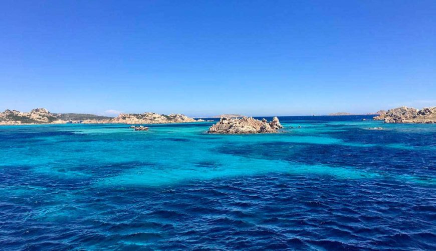 Alla scoperta di 7 borghi in Sardegna scegliendo il traghetto giusto