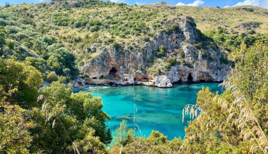 Baia degli Infreschi a Marina di Camerota, escursione in barca