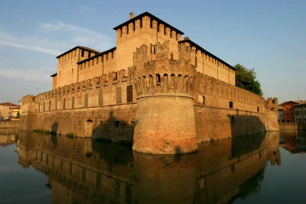Barbara e Maria: i due fantasmi della Rocca Sanvitale di Fontanellato