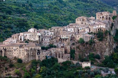 Conoscete Oriolo, la ‘Matera calabrese’?