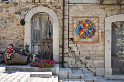 Decorazioni ad uncinetto per le strade di Trivento