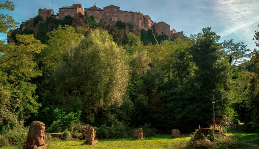 The 10 most beautiful villages set in the rock