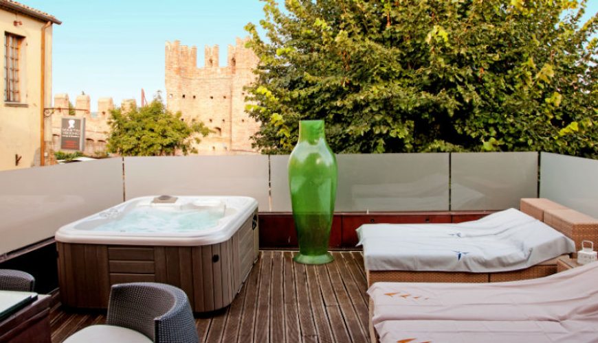 Il Relais La Loggia di Gradara ed il suo innovativo Emporio: l’amore a 360 gradi