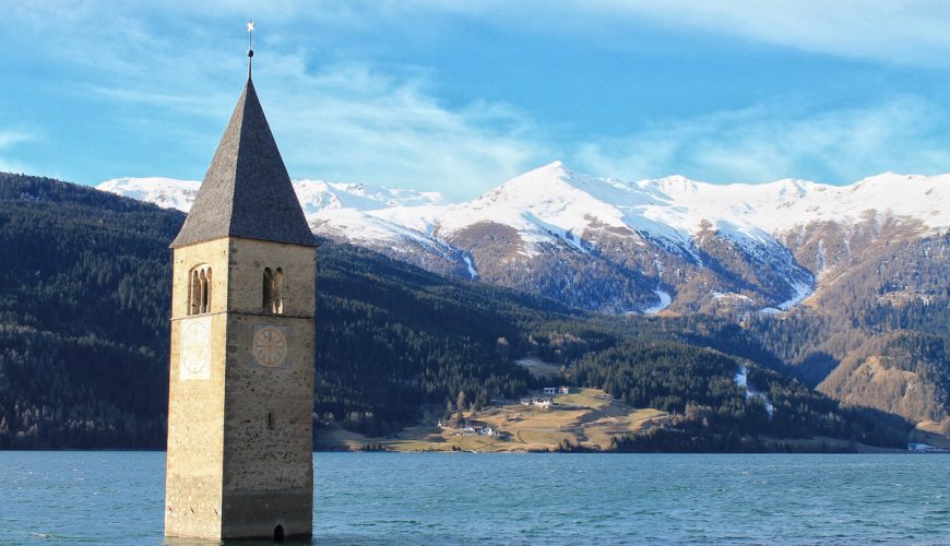 The bell tower of Lake Resia and the ancient submerged village