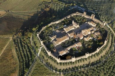 The Legend of Captain Zeti at Monteriggioni