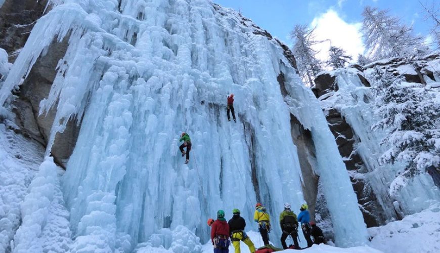 The 3 most impressive Italian icefalls to admire in winter