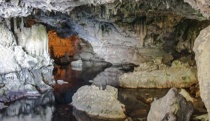 The 5 most fascinating caves in Italy