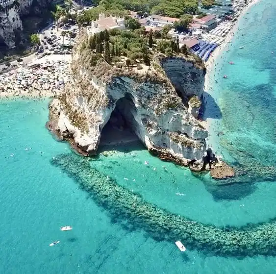 Le meraviglie della costa degli Dei in barca