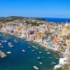 Mettete dei fiori sui vostri balconi Procida da il benvenuto alla primavera 1