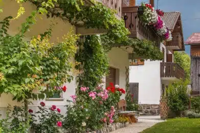 Sottoguda: il borgo gioiello ai piedi di sua maestà la Marmolada