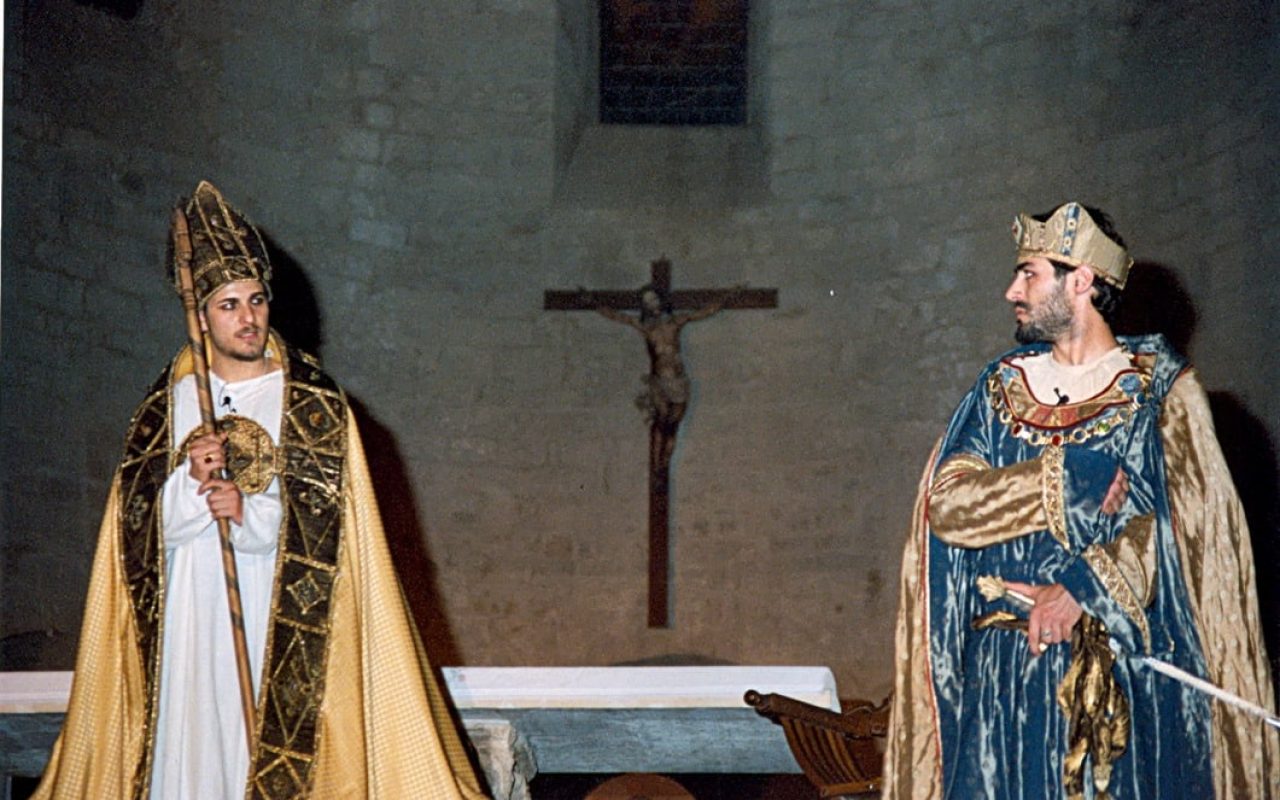 Dai Longobardi ai Normanni - Storia di una Cattedrale 9 Dai Longobardi ai Normanni - Storia di una Cattedrale