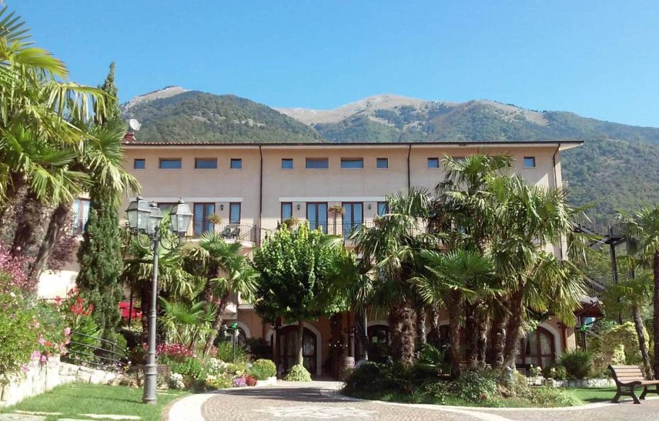 La Grotte Resort