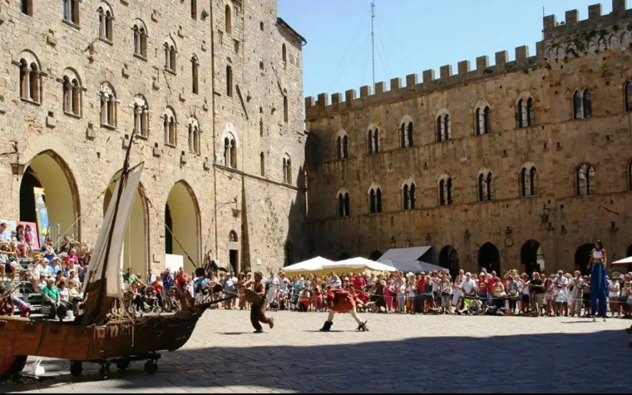 Volterra AD 1398: rievocazione medievale 1 Volterra AD 1398: rievocazione medievale