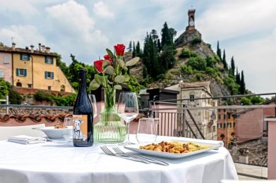 Albergo Ristorante La Rocca, pranzo con vista