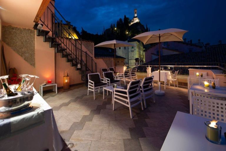 Albergo Ristorante La Rocca