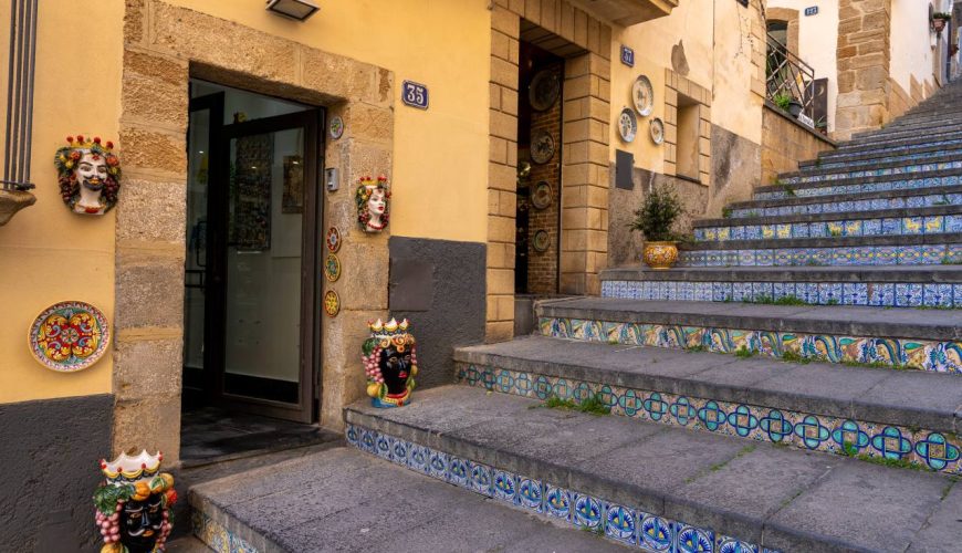 Caltagirone exists! It’s not Mark, but a village ..