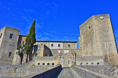 Castello-Normanno-Svevo-a-Melfi