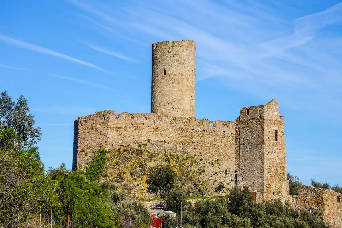 Castello-di-Monte-Ursino
