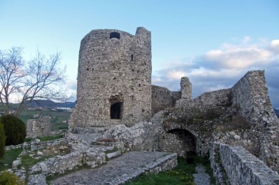 Castello-di-Rocca-San-Felice