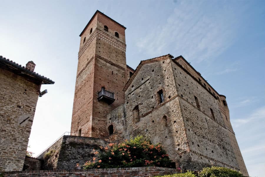 Castello di Serralunga