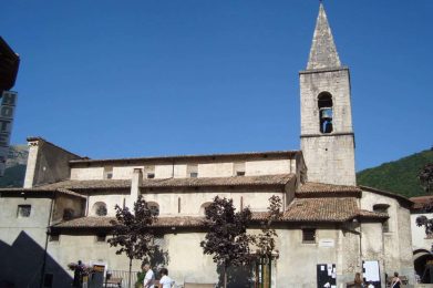 Chiesa-di-Santa-Maria-della-Valle